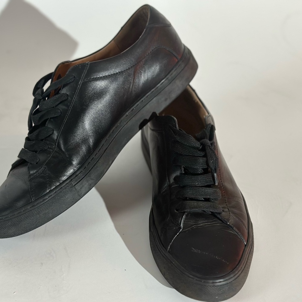 KOIO Black Leather Capri